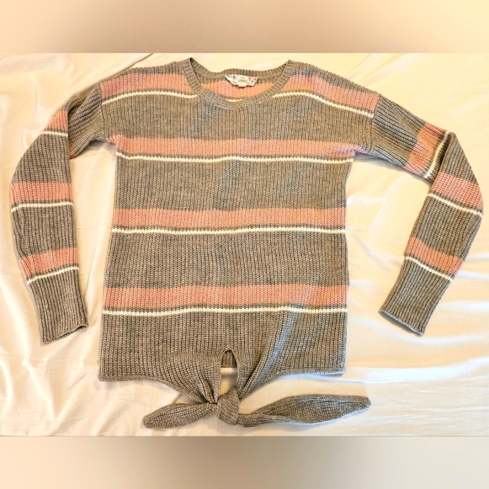 Pink republic woman's acrylic pink and grey sweater size XS